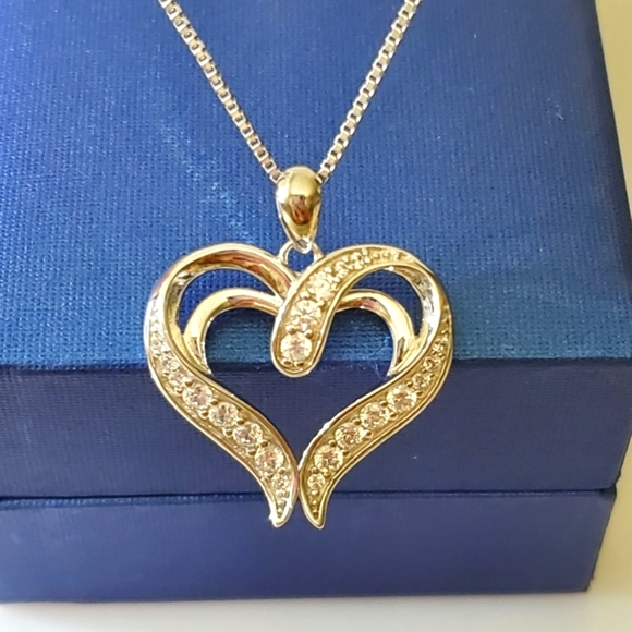 Jewelry - NEW Sterling Diamond Heart Pendant